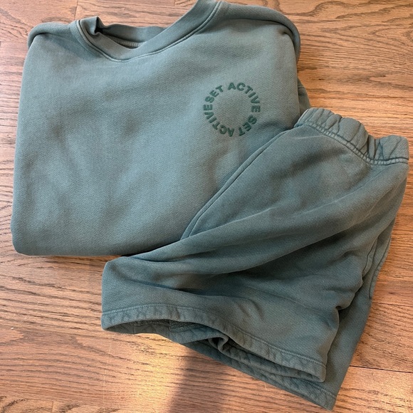 SET ACTIVE Cotton Sweatshirt and short Set - Picture 1 of 5